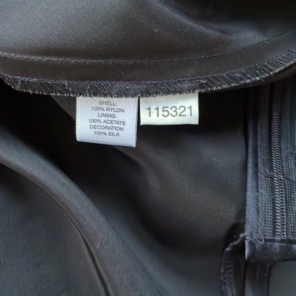 Ann Taylor Lace Overlay A-line Skirt, Silk Accent Panels, Fully Lined, Size 4P - Picture 10 of 12